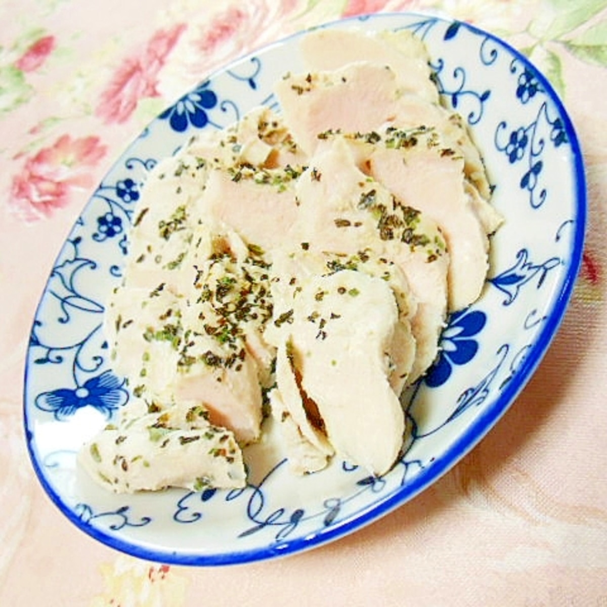 風味良く バジルとにんにくの巻かない 簡単鶏ハム レシピ 作り方 By 小太郎1212 楽天レシピ 風味良く バジルとにんにくの巻かない 簡単鶏ハム レシピ 作り方 By 小太郎1212 楽天レシピ